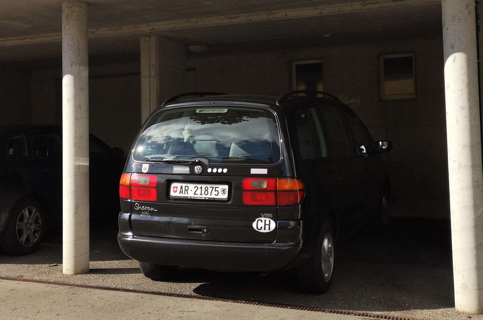 Black Volkswagen Sharan VR6 rear view